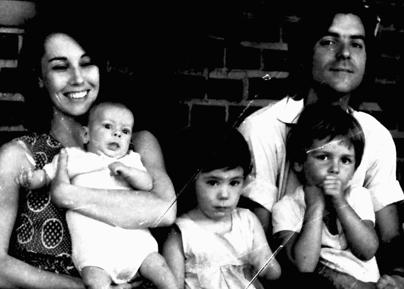Familia completa, diciembre de 1973 en Santiago. 